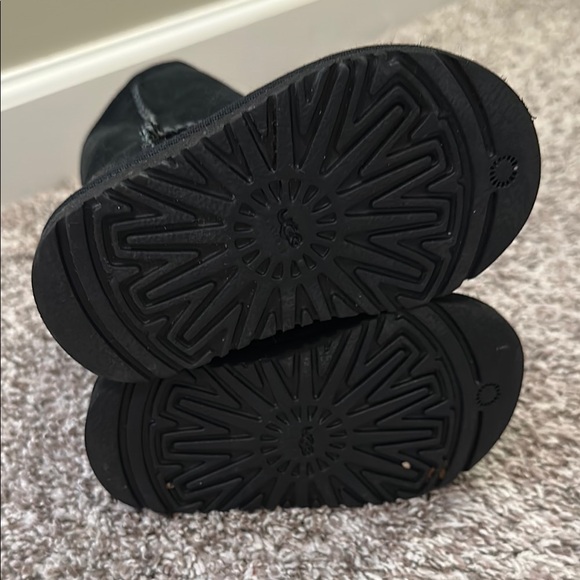 Classic Black Suede Boots - Picture 5 of 5